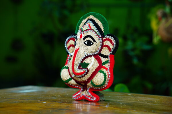 Small Sitting Ganesh - Image 3