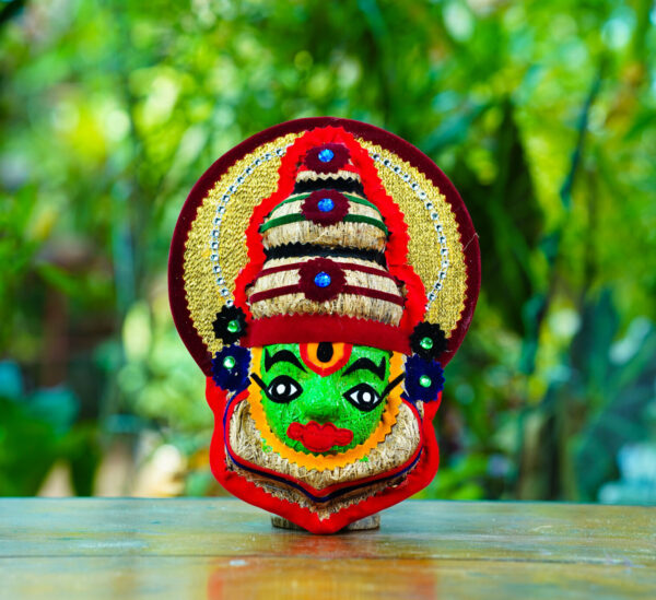 Vetiver Small Kathakali